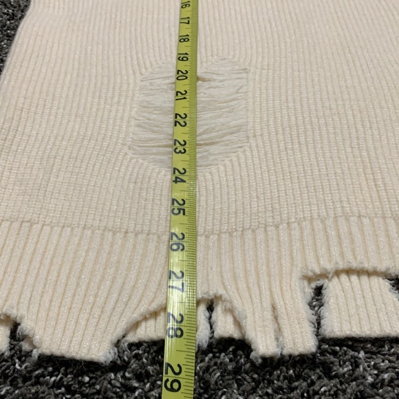 POL Cream Distressed Sweater S - Picture 7 of 12